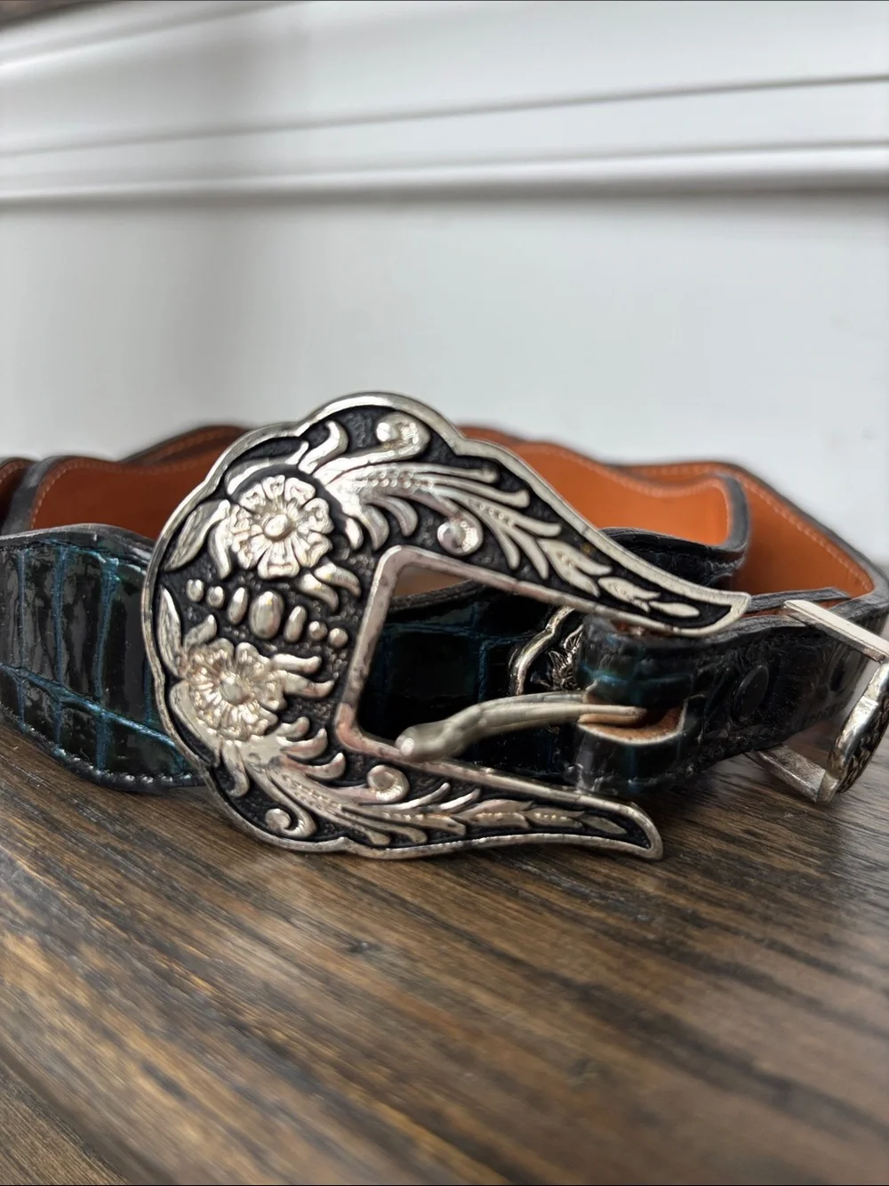 Abilene Boot Co croc texture leather belt, blue,silver tone buckle, size L